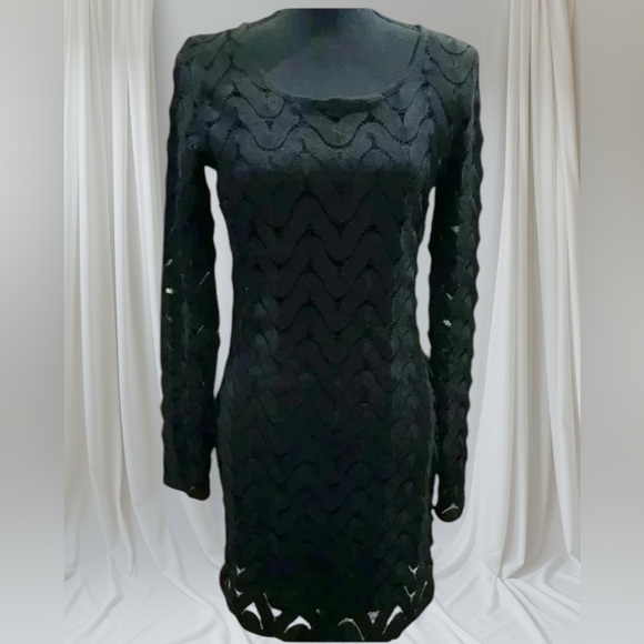 FREE PEOPLE BLACK LACE OVERLAY CUTOUT BACK CROCHET FITTED FORMAL DRESS SIZE SM - Picture 1 of 12